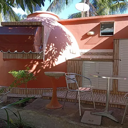 Chale Em Buzios 100M Da Praia De Tucuns Exterior photo
